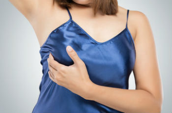 Набухание грудной железы у женщин