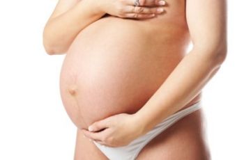 Болит грудь при беременности, причины, как снизить боль