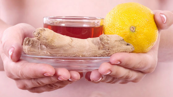 Имбирный чай с лимоном и медом для лечения простудных заболеваний
