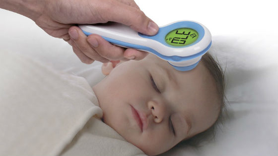 Измерение температуры инфракрасным термометром возможно, когда ребенок спит