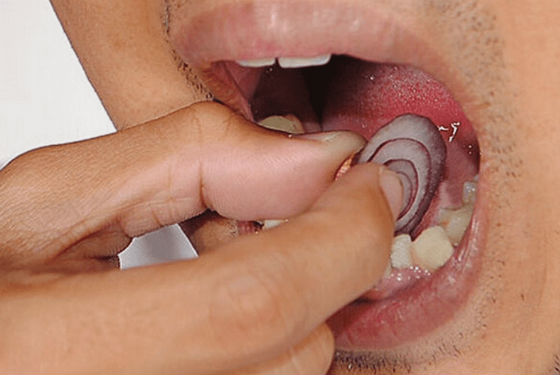 Использование чеснока и лука в домашних условиях, когда болит зуб