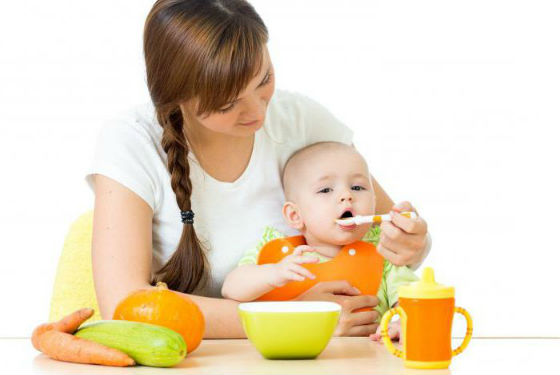 Введение прикорма из овощей строго отслеживается родителями