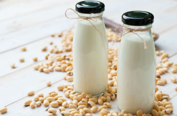 Полезные свойства молока из сои