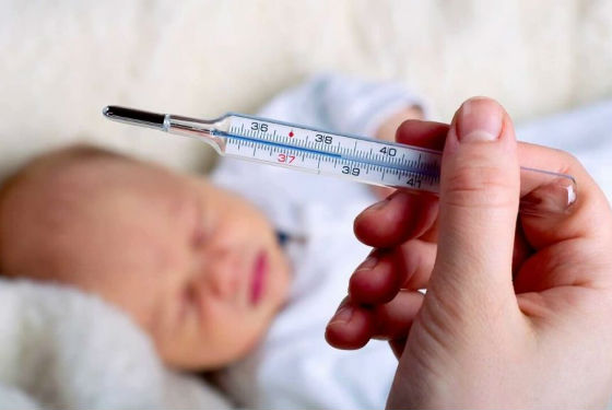 Токсическая реакция на вакцинацию в виде повышения температуры