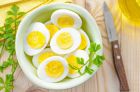 Отварные яйца на завтрак для яичной диеты