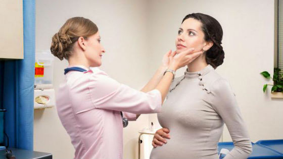 При беременности в женском организме происходят гормональные изменения